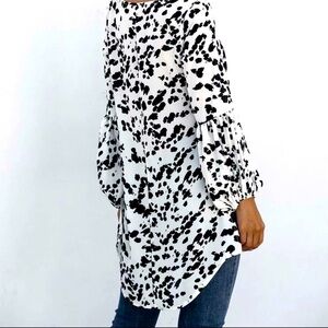🔆 Host Pick - Black White High to Low Blouse
